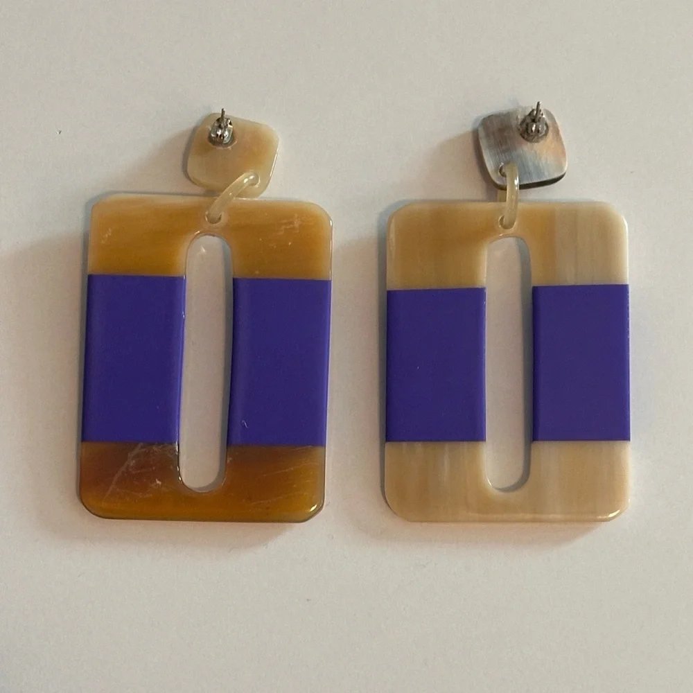 Blue, White, and Brown Resin Statement Earrings - Picture 5 of 5